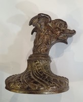 Fo kutya szobor bronzból, XIX. századi, 16 cm-es nagyságú.