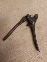 Old seal pliers