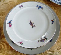 1 + 3 Antique convex, flower-patterned cake plates xx