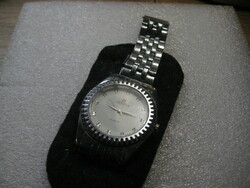 Geneva Swiss quartz watch, 45 mm, works