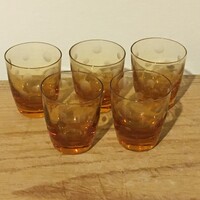 Narancssárga üveg kis pohár