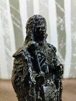 Iron cast Matthias statue - paper weight