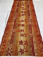 Vintage retro craft floral design design rug