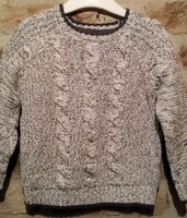 Little boy's knitted sweater (2-3 years)