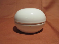 White ceramic bonbonier, jewelry holder