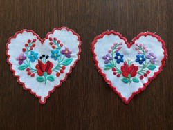 Old Kalocsa embroidered small tablecloth in the shape of a heart 2 pcs
