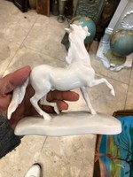 Herendi porcelán fehér ló szobor, 20 cm-es nagyságú.