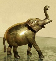 Réz elefánt szobor