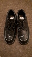 Warm men's leather closed shoes