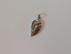 Black friday sale !!! Rhodium engraved leaf patterned zirconia stone silver pendant