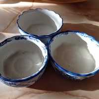 Ceramic bowls with an oriental pattern
