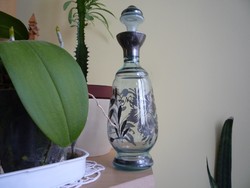 Silver painted liqueur.