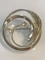 Gold-plated brooch with brilliant crystals, 3.5 cm diameter