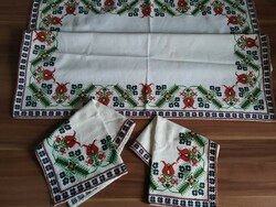 Bereg cross-stitch tablecloth 3 pieces in one, the large one 74 cm x 76 cm, the 2 small ones 32 cm x 34 cm