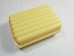 Retro yellow plastic lockable travel soap dish soap holder - from the 1970s
