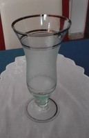 Üveg váza, 21.5 cm magas