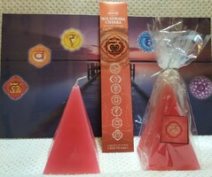 Root chakra candle (pyramid) + root chakra incense set