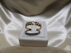 18K gold ring with diamonds