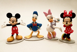 4 db retró vintage sorszámozott Walt Disney figura Donald kacsa Daisy Duck Mickey Minnie Mouse egér