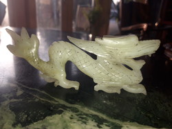 Faragott drágakő ( nefrit ) kínai sárkány - jáde szobor