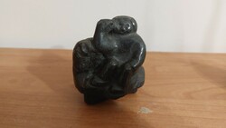 (K) Kis szobor Blaskó (?) jelzéssel "Gondolkodó"