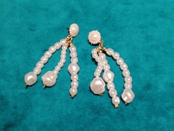 White tekla pearl earrings (629)
