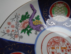 1912-1926 Taisho időszakból IMARI japán tál Prunus és halpikkely mintákkal mélynyomott jelzés