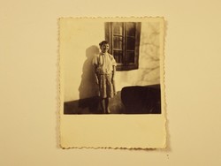 Old photo photo - girl woman on farmhouse window - 1940s-1950s