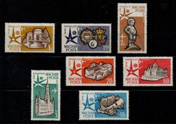 1958.Brüsszeli világkiállítás,bélyeg sor,pici falcnyommal,1 érték hiány