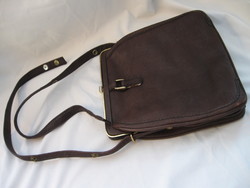 Light brown leather bag with short and long straps and stem adjustment