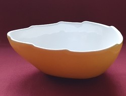 Tojás alakú kerámia porcelán tojástartó tálaló tál húsvéti tojástál
