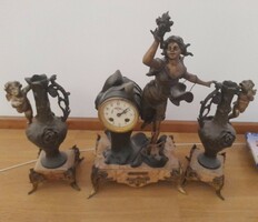 Fireplace clock set