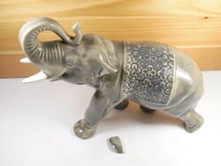 Régi retro jelzett kerámia asztali dísz - díszes elefánt