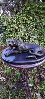 Pihenő leopárd - bronz szobor