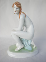Zsolnay porcelán női akt