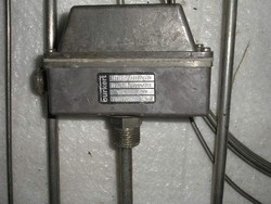 E M1-4 Retró Burkert hővezérlő hőadó 110- 270 f  44 cm menetes adórész kor anyagú ENERGIA TAKARÉKOS