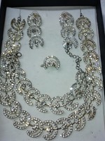 Crystal jewelry set number 8. Amazing pieces