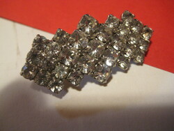 Brooch and cuff set, with beautiful stones