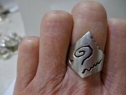 Gyönyörű régi magyar kézműves nagy  ezüstgyűrű