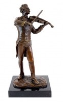 Strauss bronz szobor