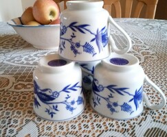 4 cups with onion pattern, 7.5X 8 cm xx