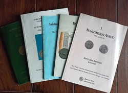 Öt db ( 3 külföldi + 2 magyar) numizmatikai árverési katalógus. 1996-1999.