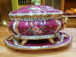 Majolica soup bowl with saucer tray