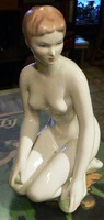 Aquincumi porcelán nagy méretű  női akt