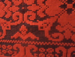 Erdélyi gyapjú szőttes, piros-fekete falvédő, 197x73