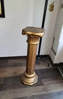 Tűzaranyozott Posztamens
