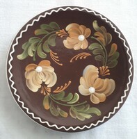 Kézzel festett kerámia tányér