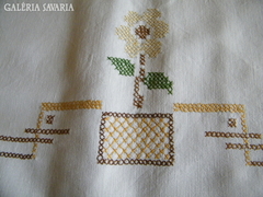 Cross stitch tablecloth x