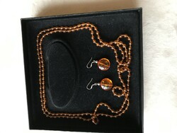 Amber necklace with silver earrings