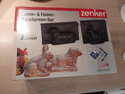 Zenker 3d rabbit and lamb in a box of 2 Teflon novelty baking tins